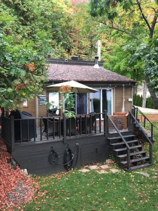 Om Chalet 2 Avec Spa Et Foyer Borde Du Fleuve St-Pierre-de-l'Île-d'Orléans Eksteriør billede